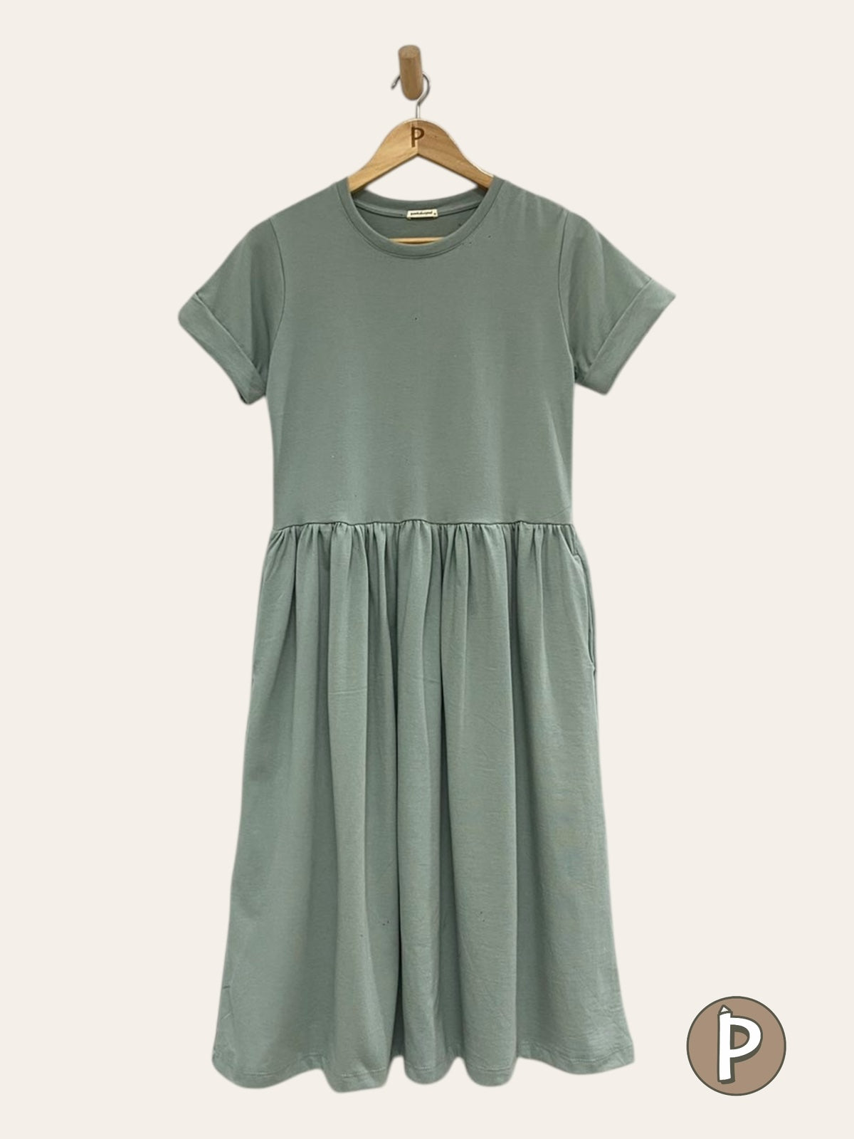 Pambahaymnl Shirred Midi Dress
