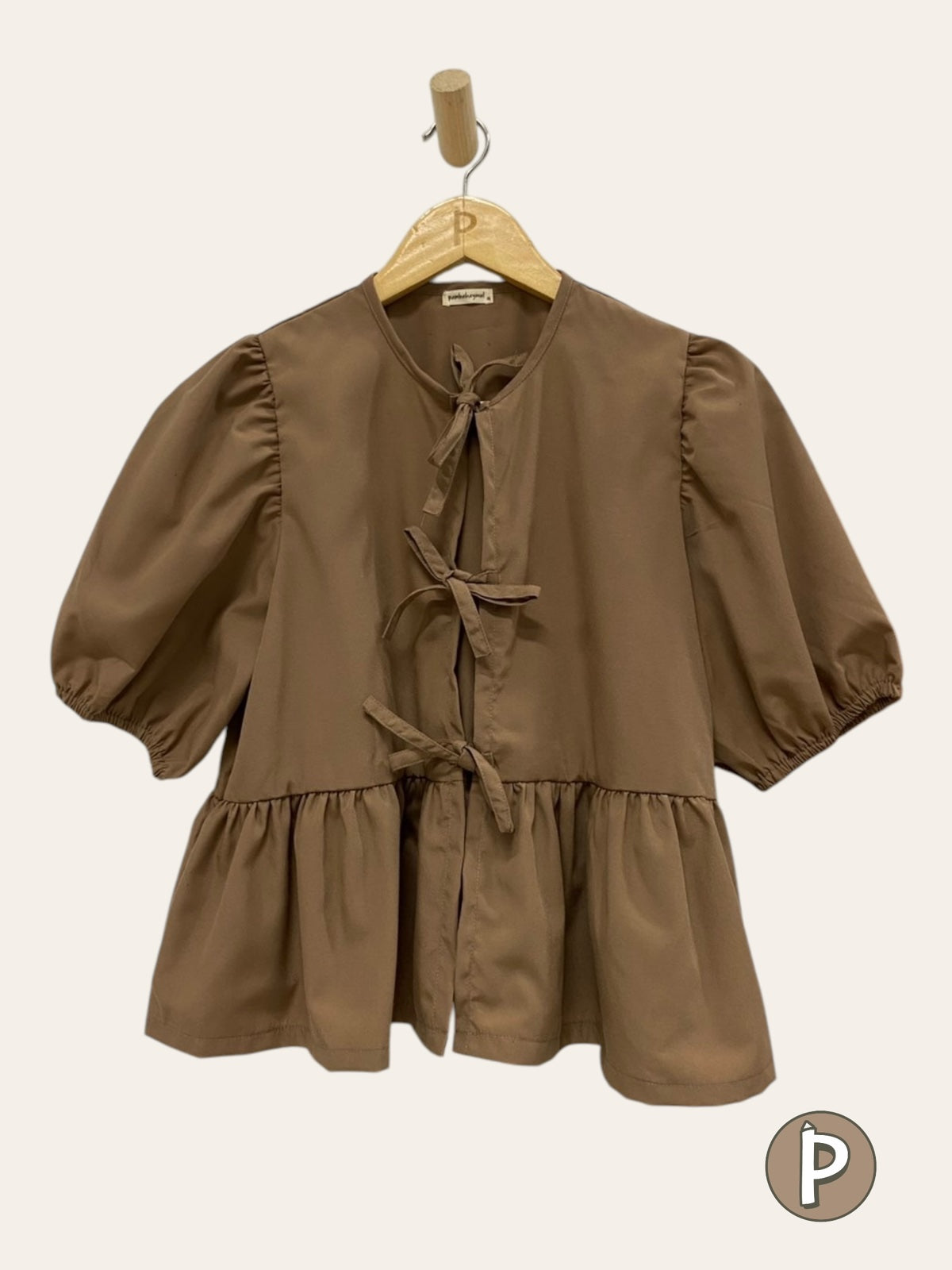 Pambahaymnl Ribbon Top