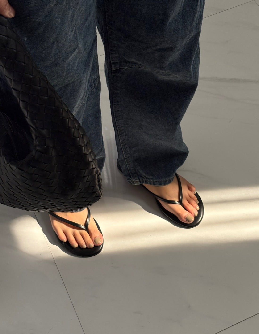Pambahaymnl Leather Flip Flop
