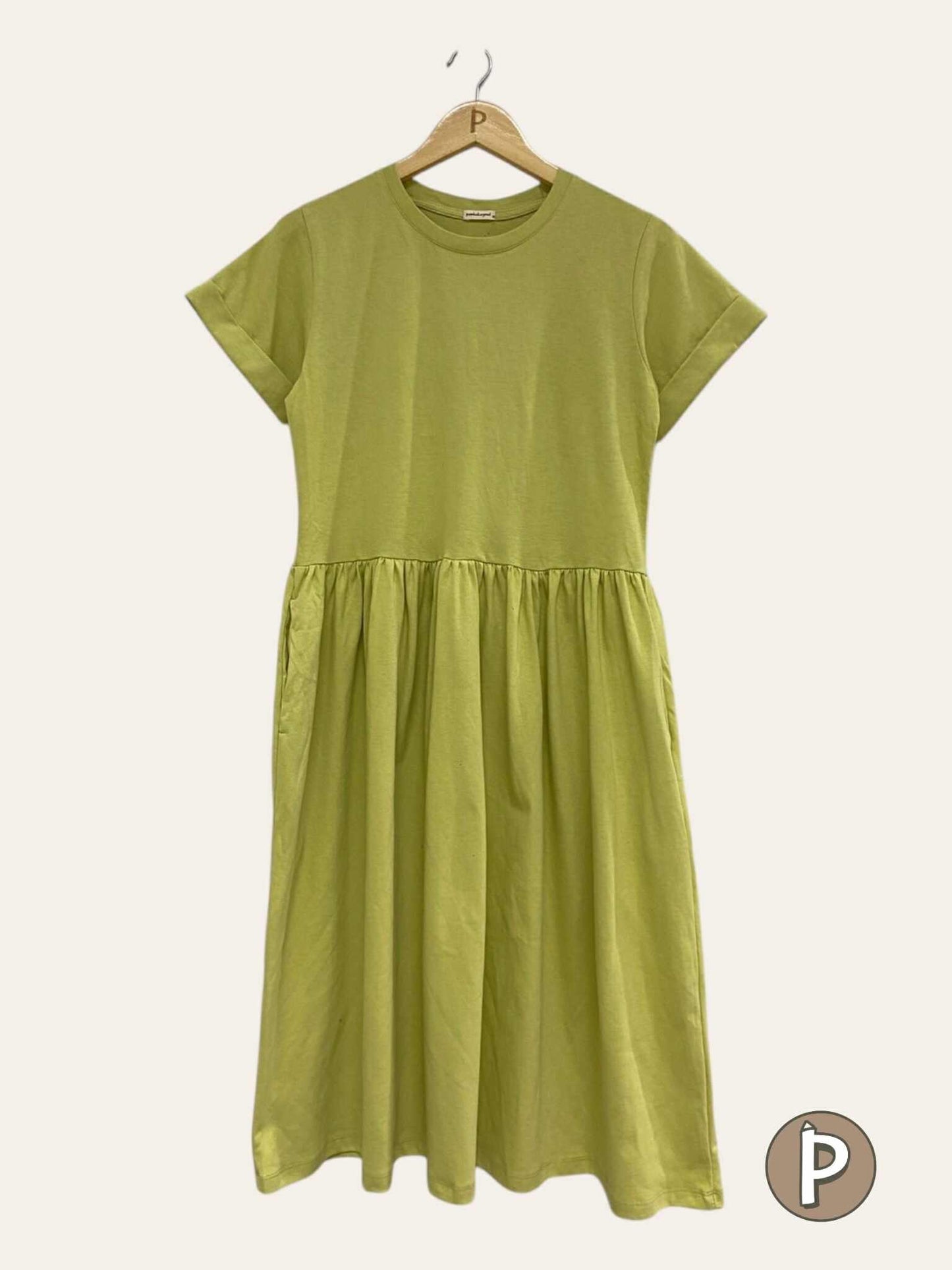 Pambahaymnl Shirred Midi Dress