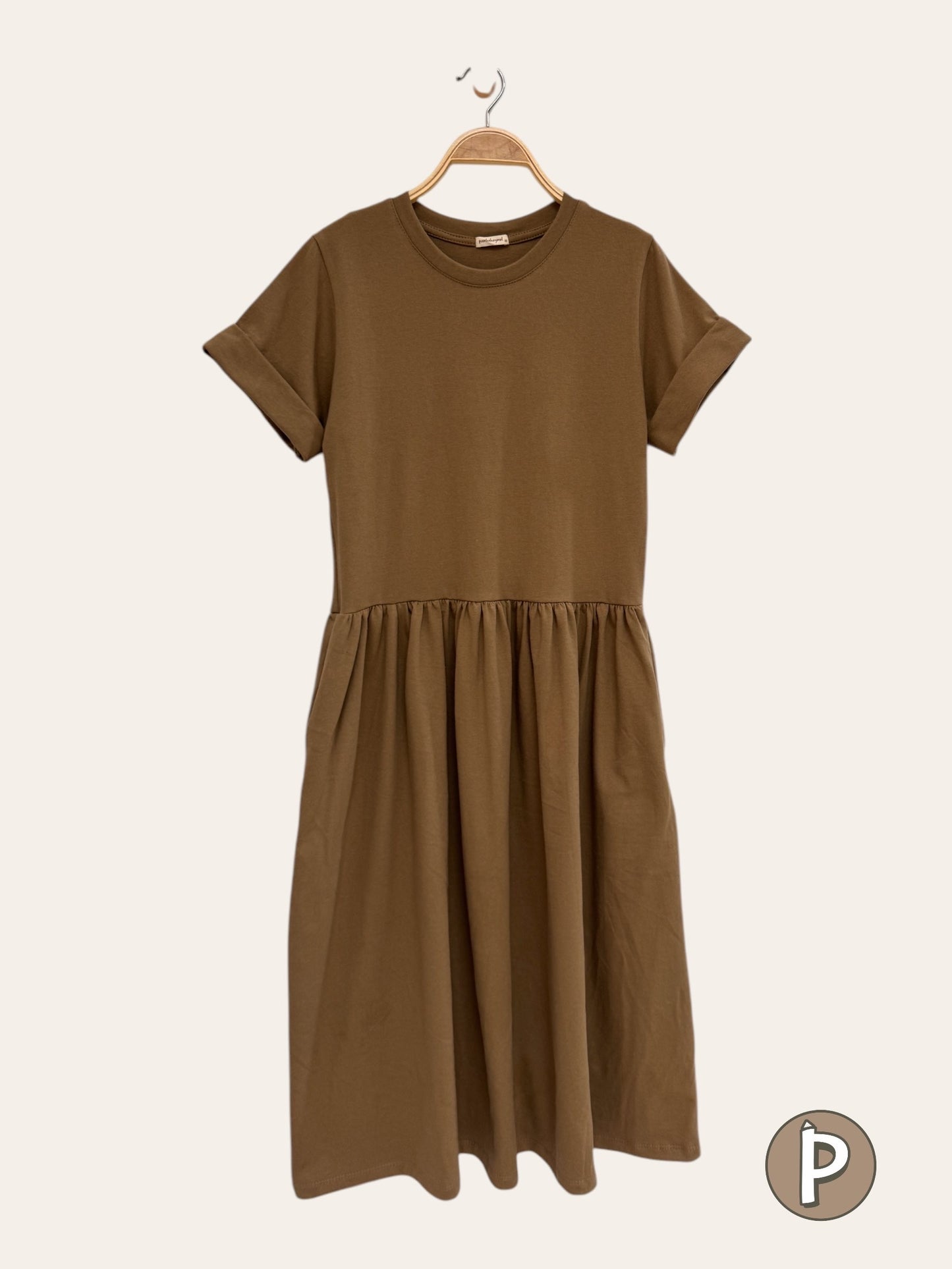 Pambahaymnl Shirred Midi Dress