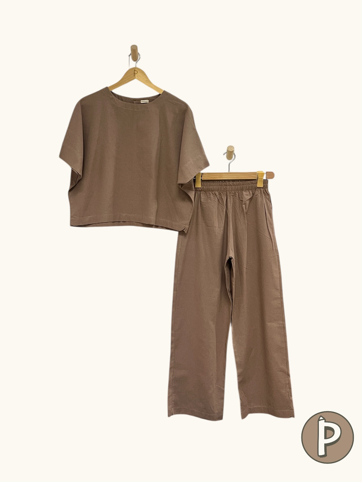 Pambahaymnl Batwing Linen Set