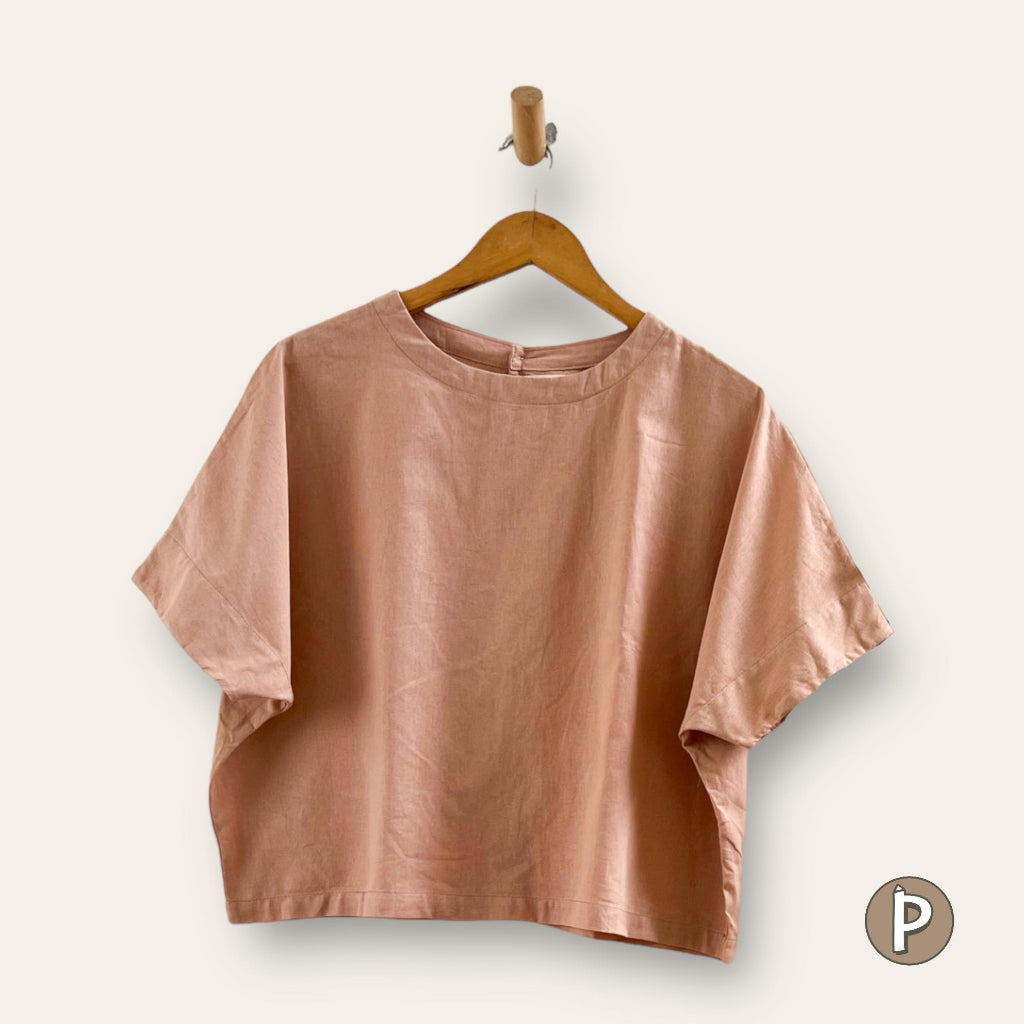 Pambahaymnl Batwing Linen Top