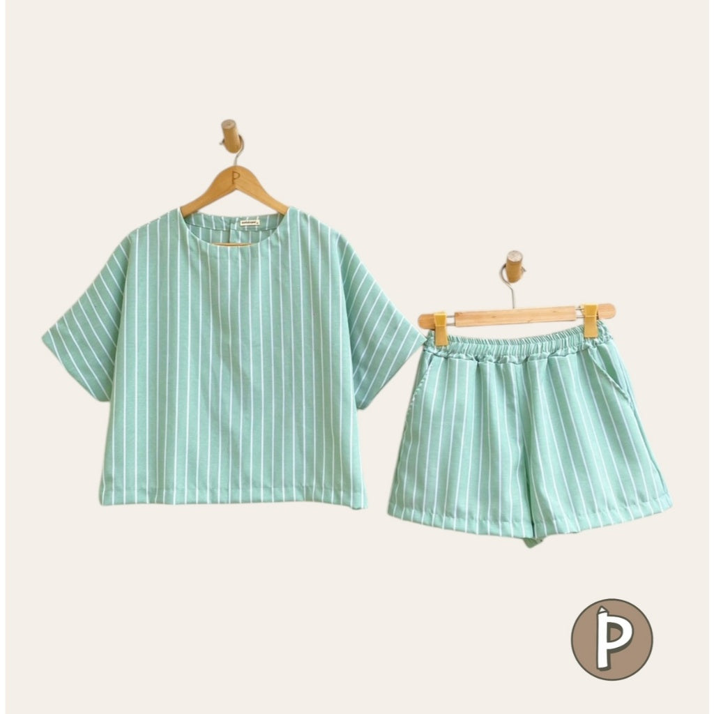 Pambahaymnl Batwing Stripes Set