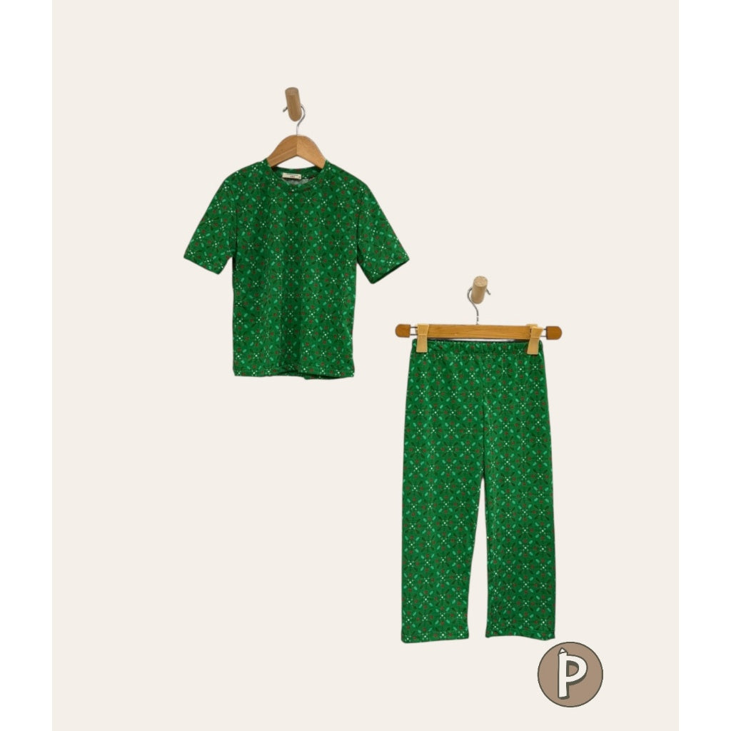 Pambahaymnl Christmas Family Pjs Set (UNISEX)