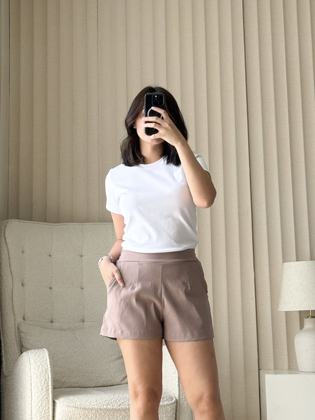 Pambahaymnl Tucked Woven Short
