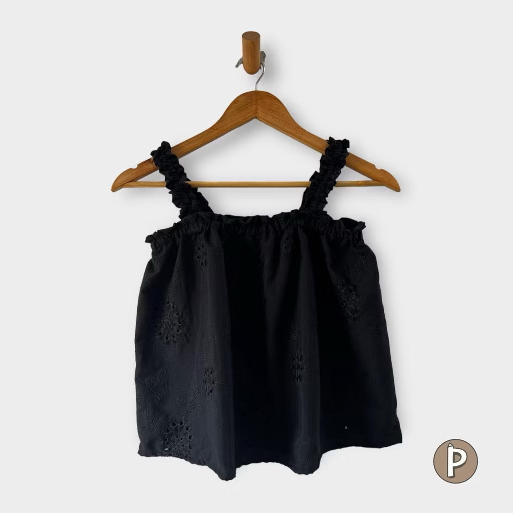 Pambahaymnl Eyelet Gathered Top