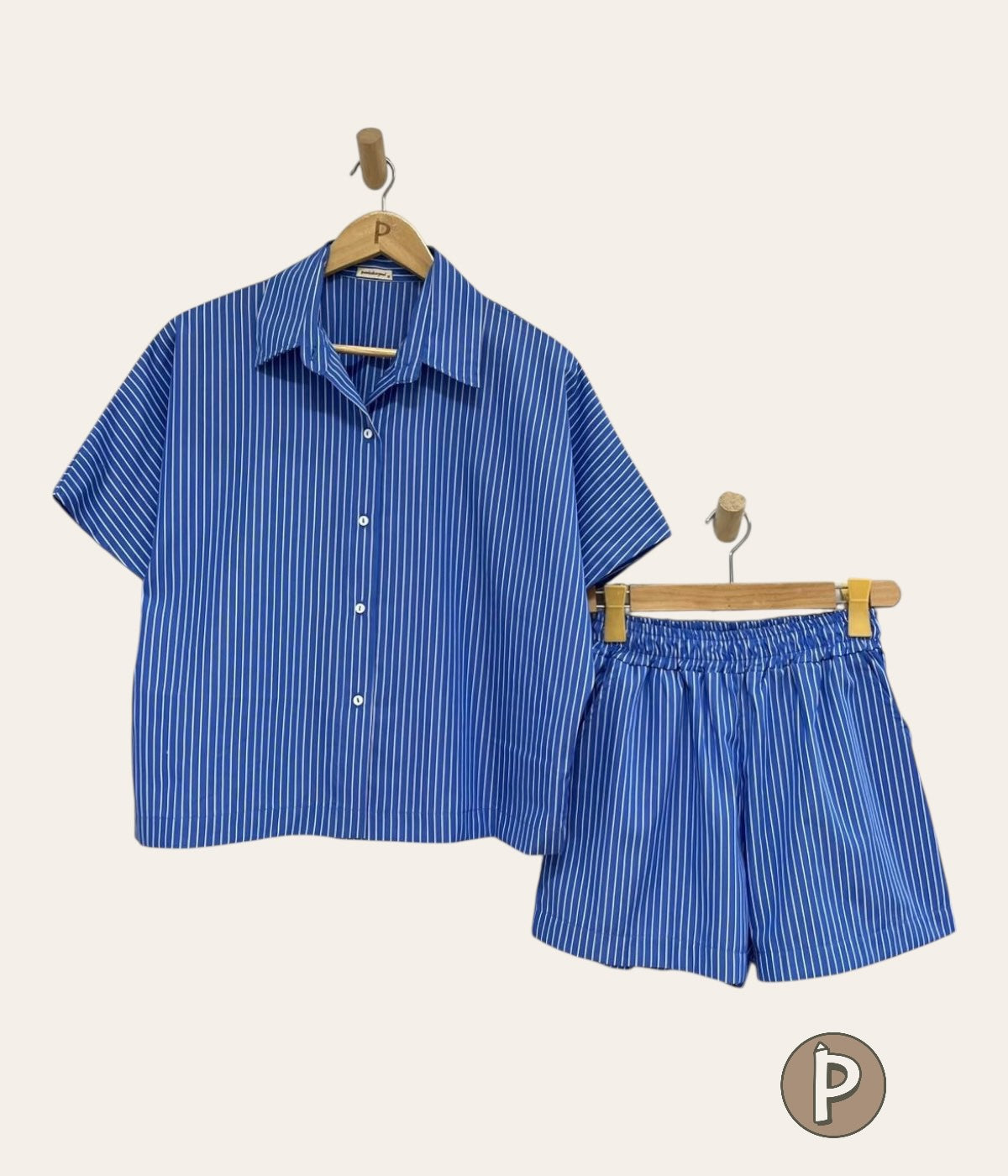 Pambahaymnl Batwing Buttoned Set