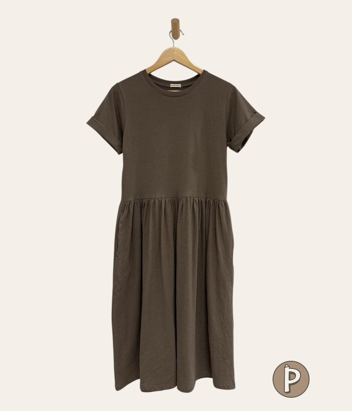 Pambahaymnl Shirred Midi Dress