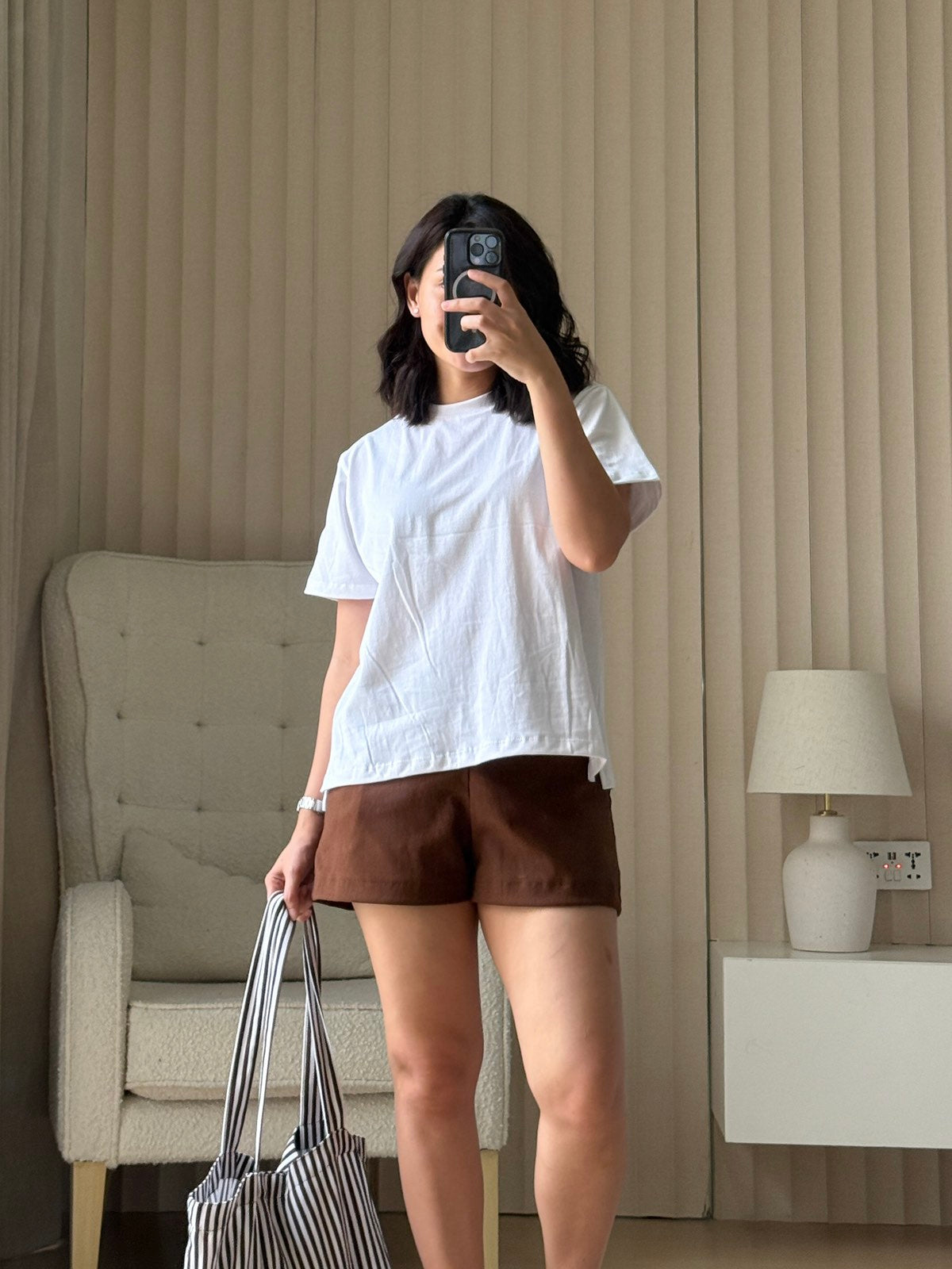 Pambahaymnl Tucked Woven Short