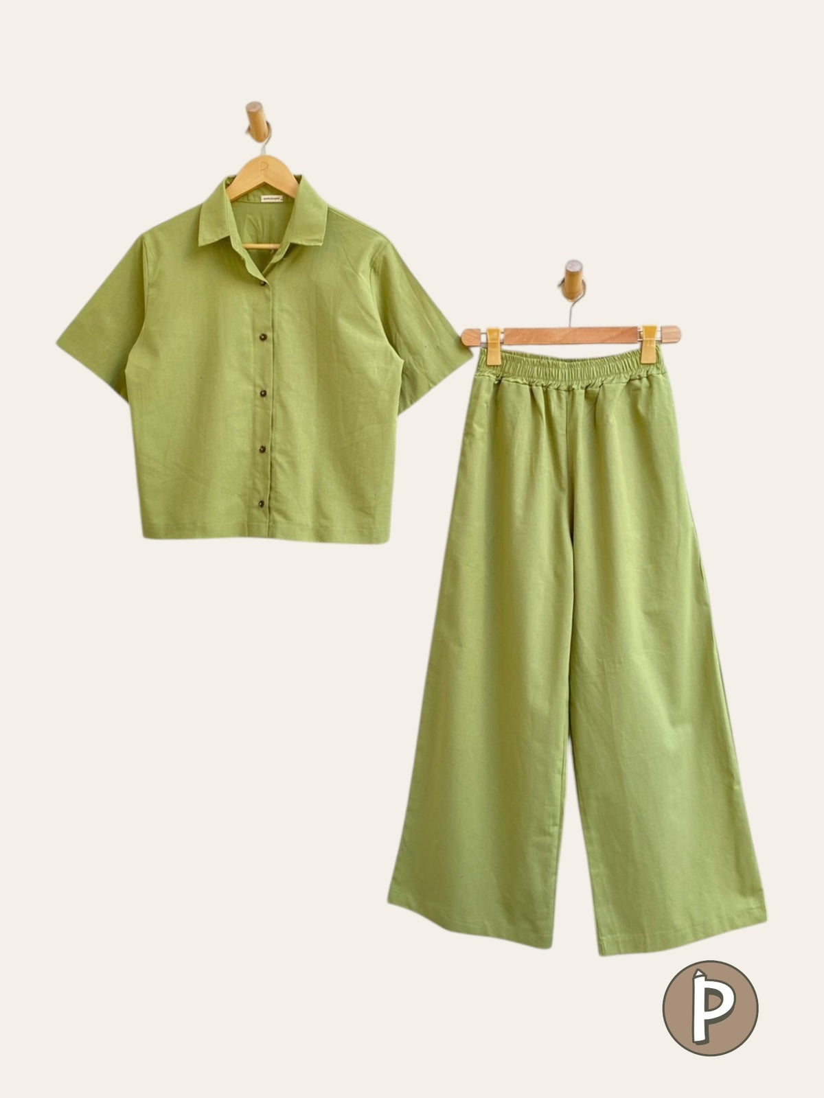 Pambahaymnl Buttoned Linen Pants Set