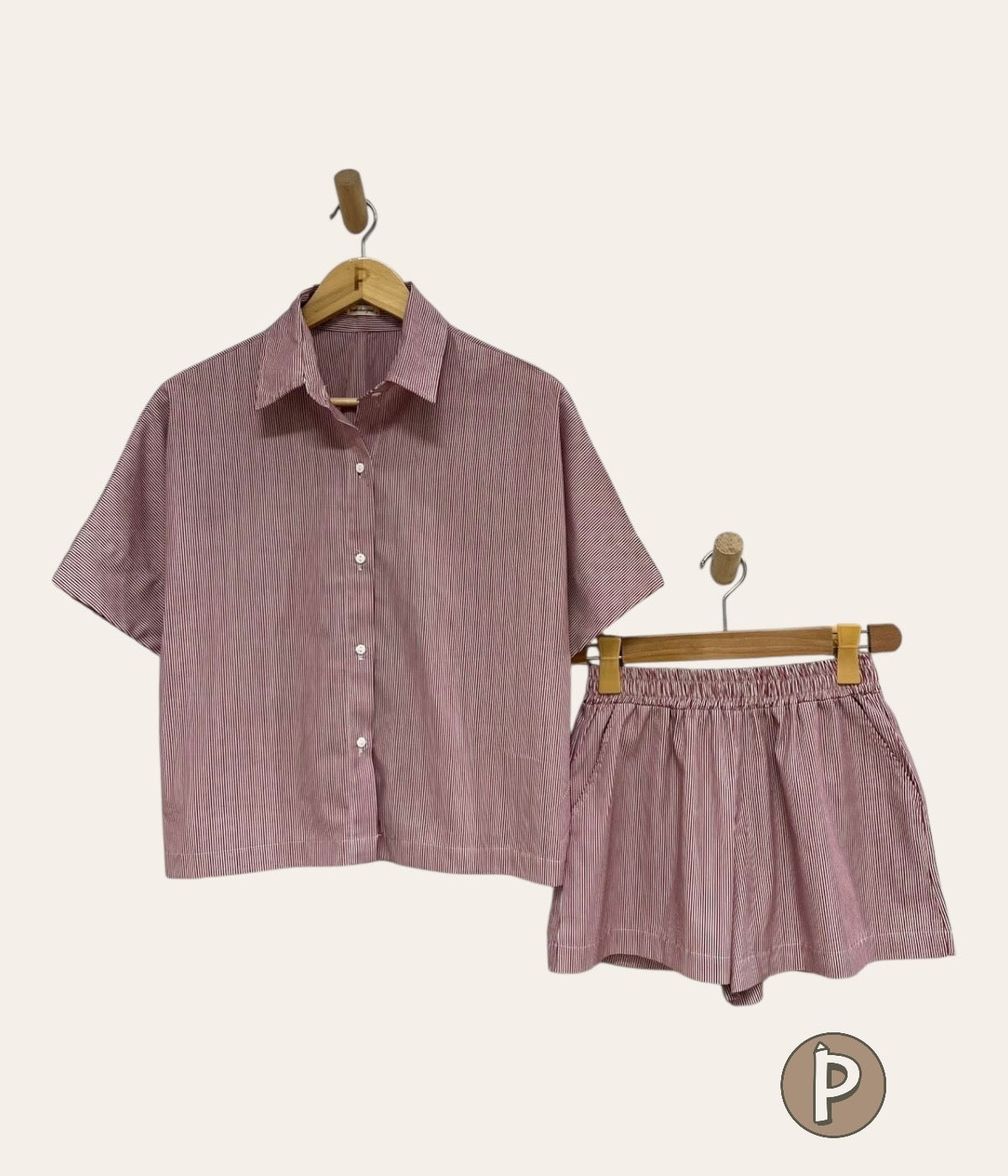 Pambahaymnl Batwing Buttoned Set