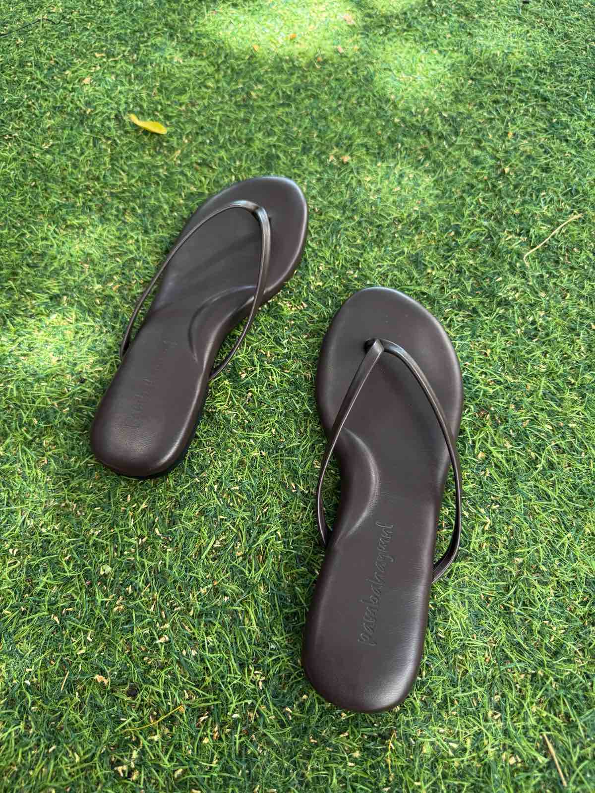 Pambahaymnl Leather Flip Flop