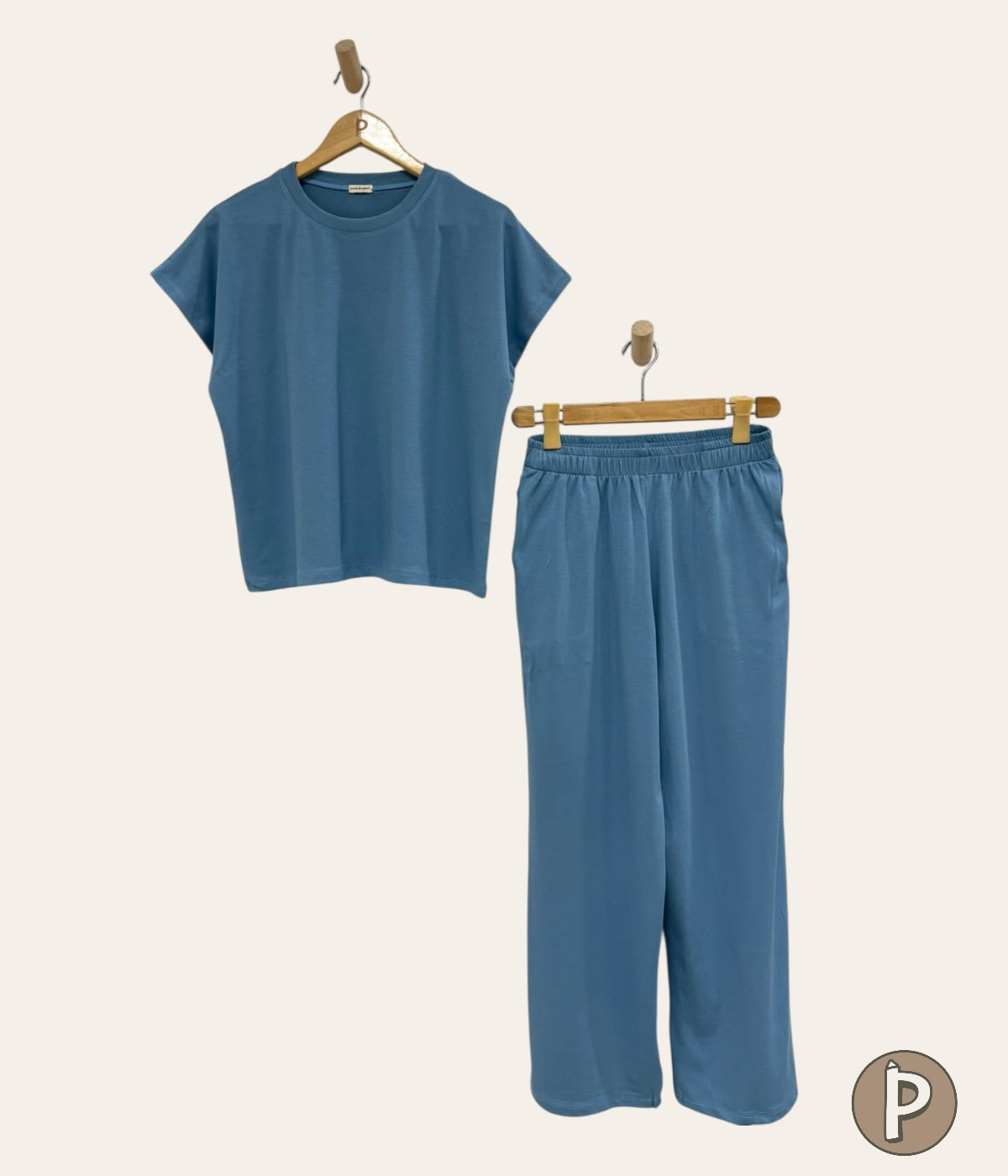 Pambahaymnl Cozy Lounge Set