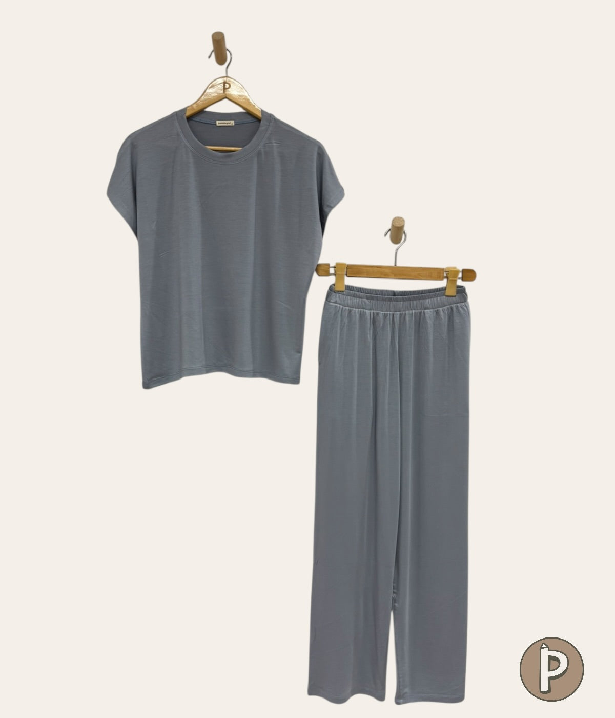 Pambahaymnl Cozy Lounge Set