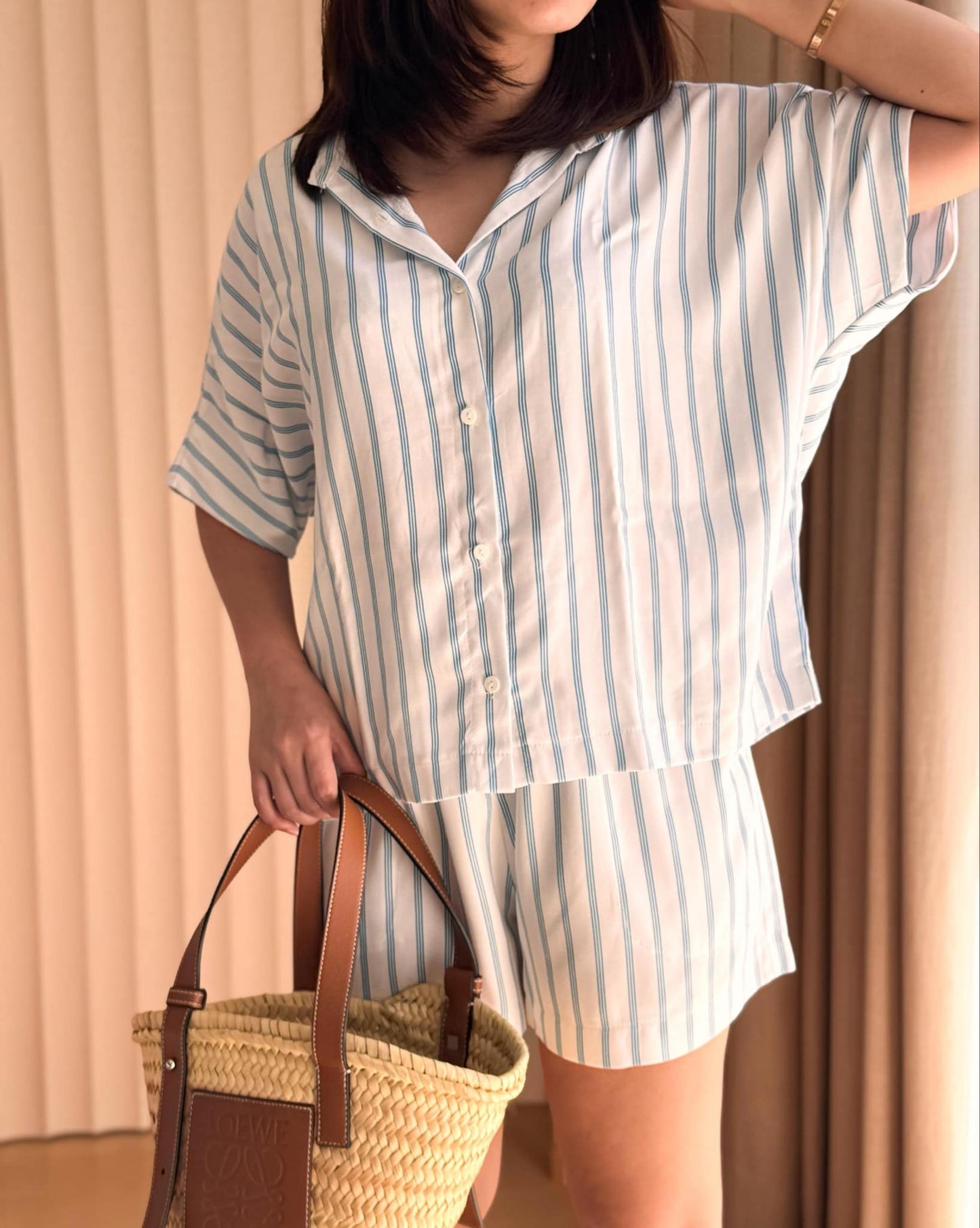 Pambahaymnl Batwing Buttoned Set