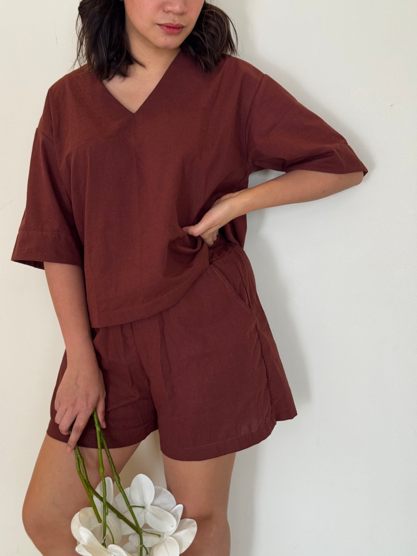 Pambahaymnl Vneck Linen Short Set