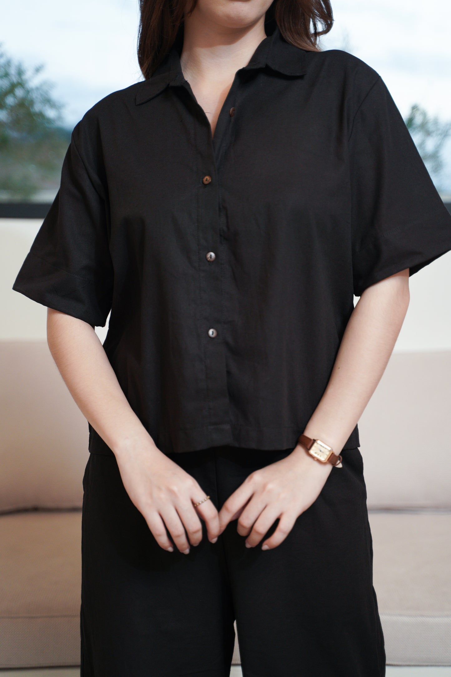 Pambahaymnl Buttoned Linen Pants Set