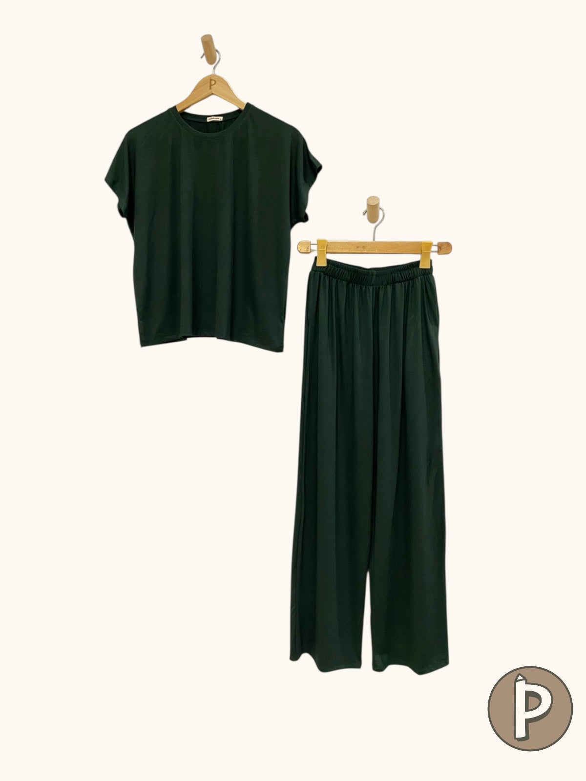 Pambahaymnl Cozy Lounge Set