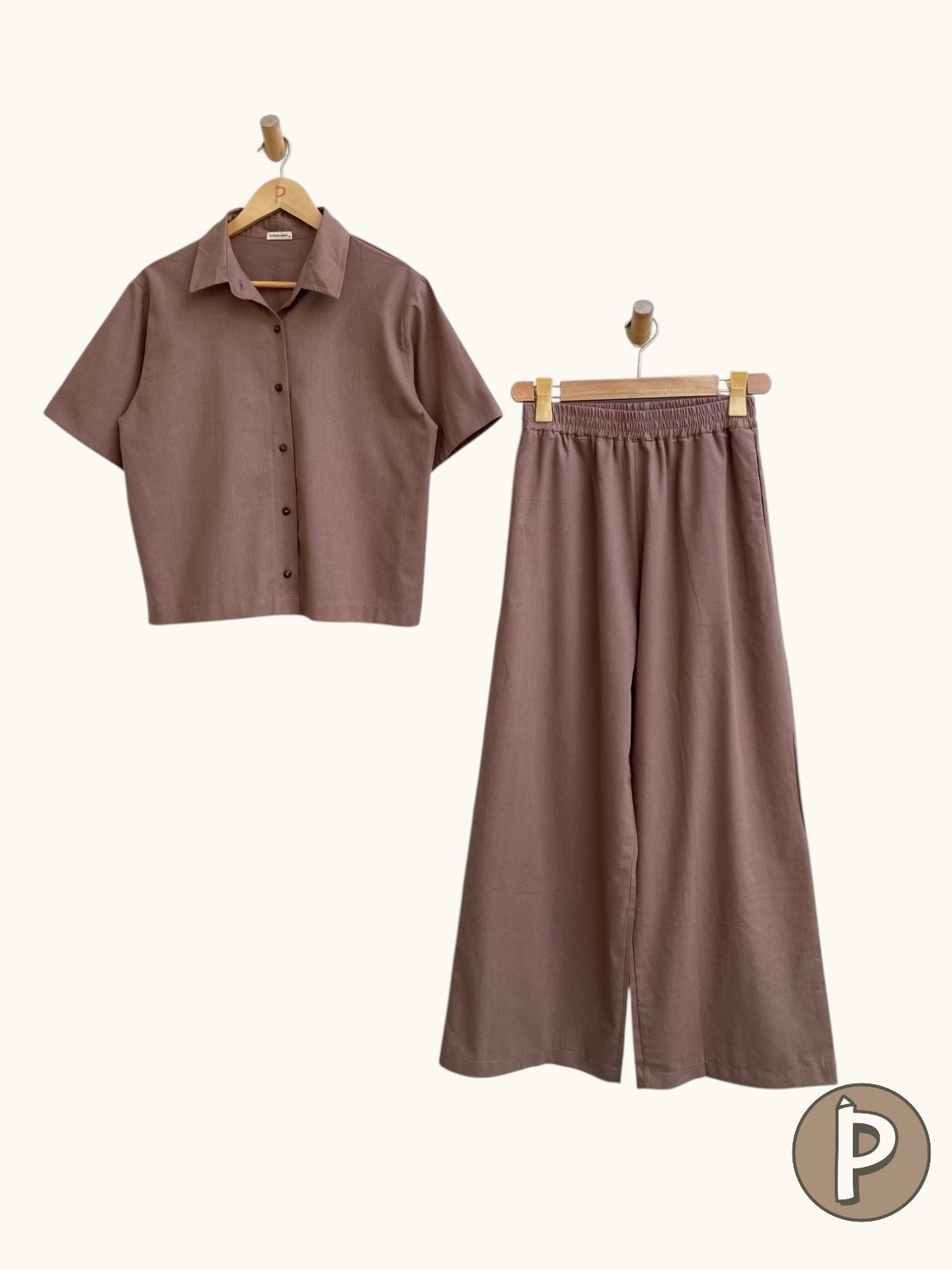 Pambahaymnl Buttoned Linen Pants Set