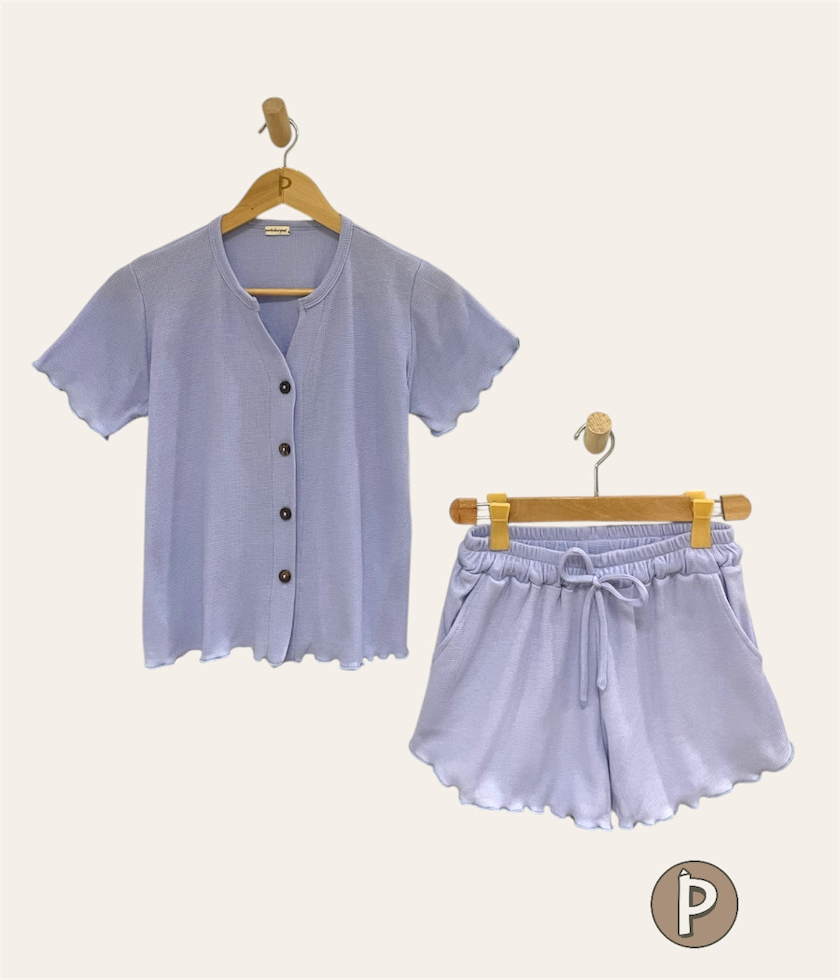 Pambahaymnl Buttoned Waffle Set