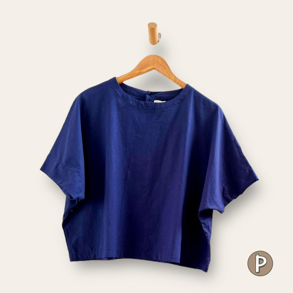 Pambahaymnl Batwing Linen Top