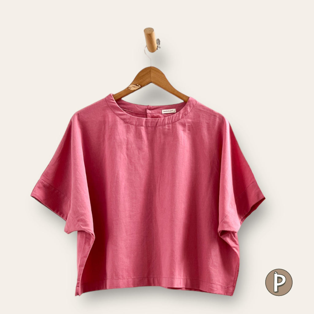 Pambahaymnl Batwing Linen Top