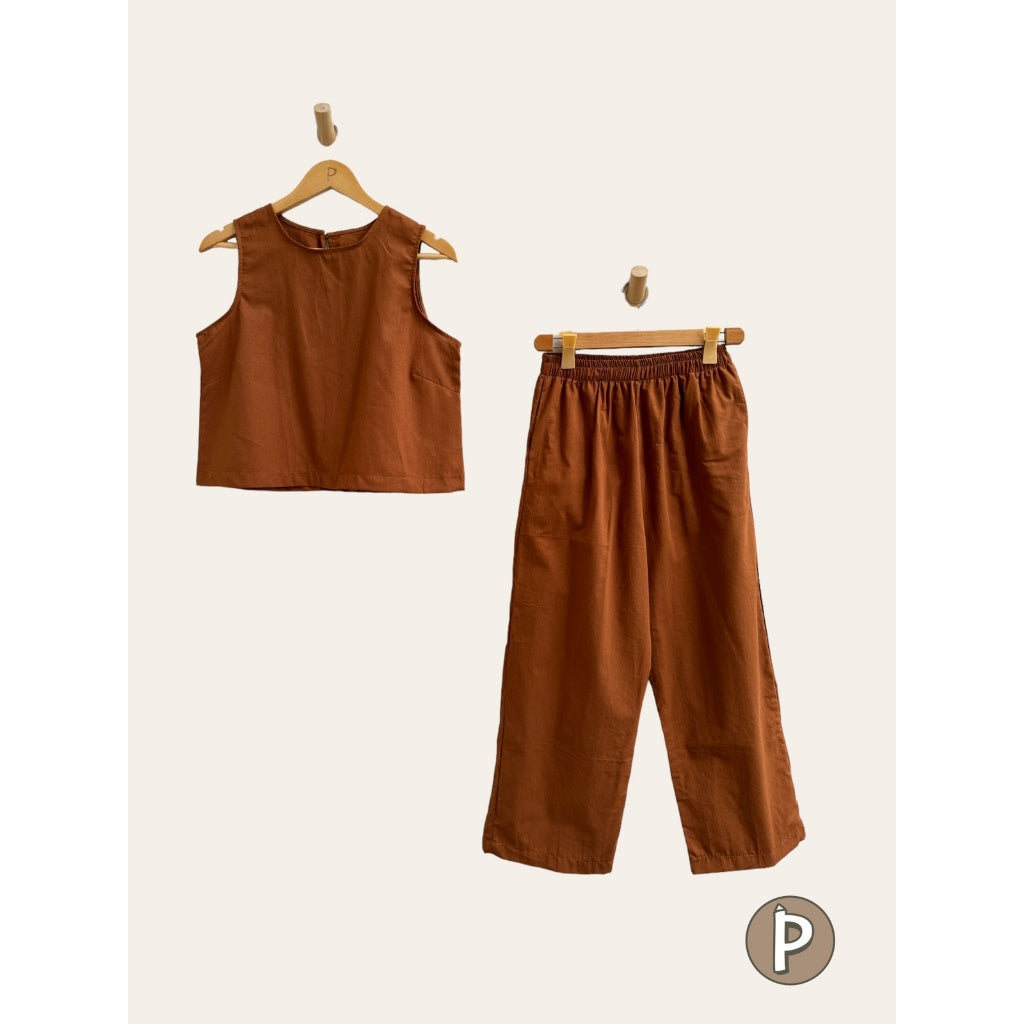 Pambahaymnl Linen Pants Set