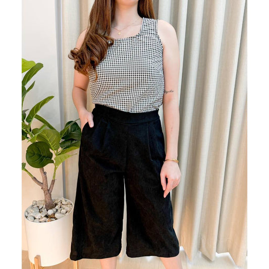 Pambahaymnl Front Darted Corduroy Culottes