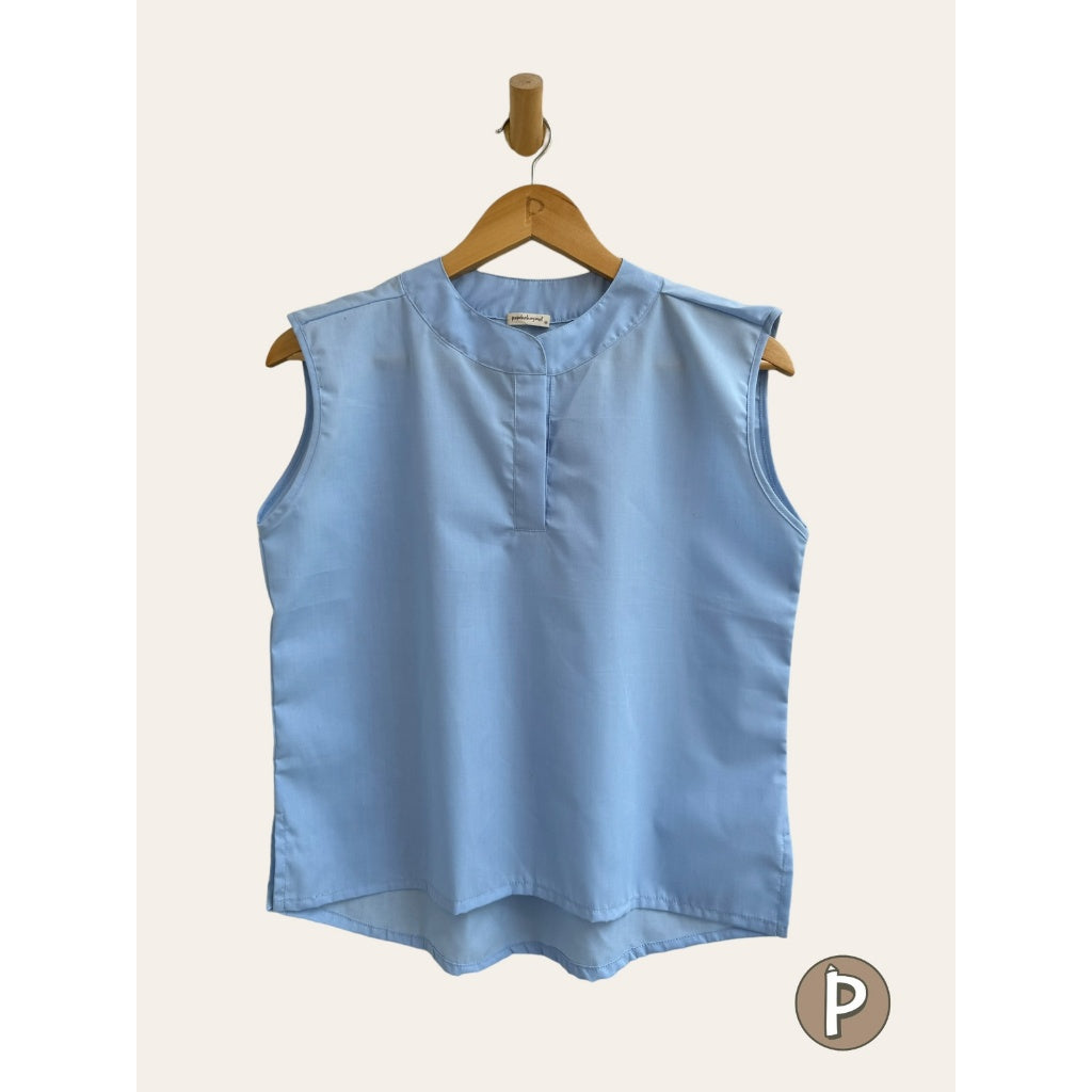 Pambahaymnl Classic Sleeveless Poplin Blouse