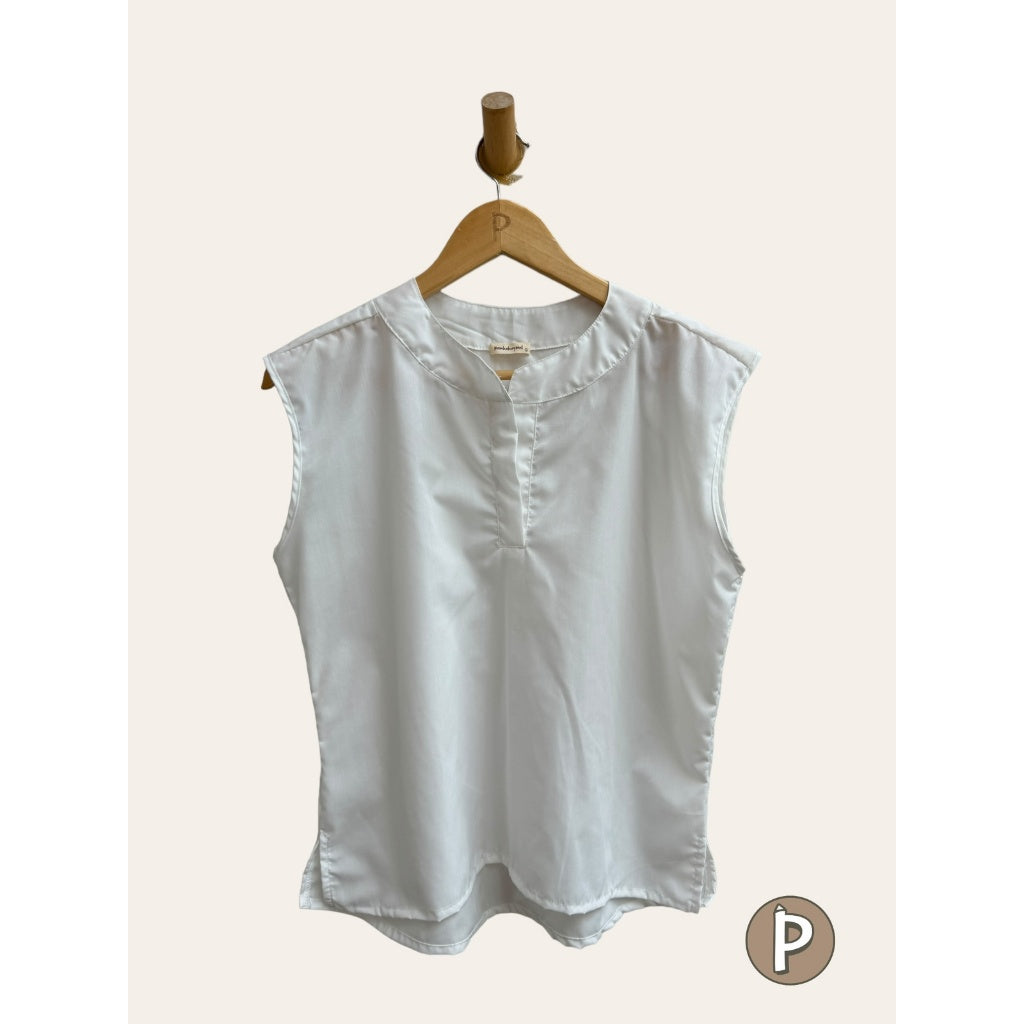 Pambahaymnl Classic Sleeveless Poplin Blouse