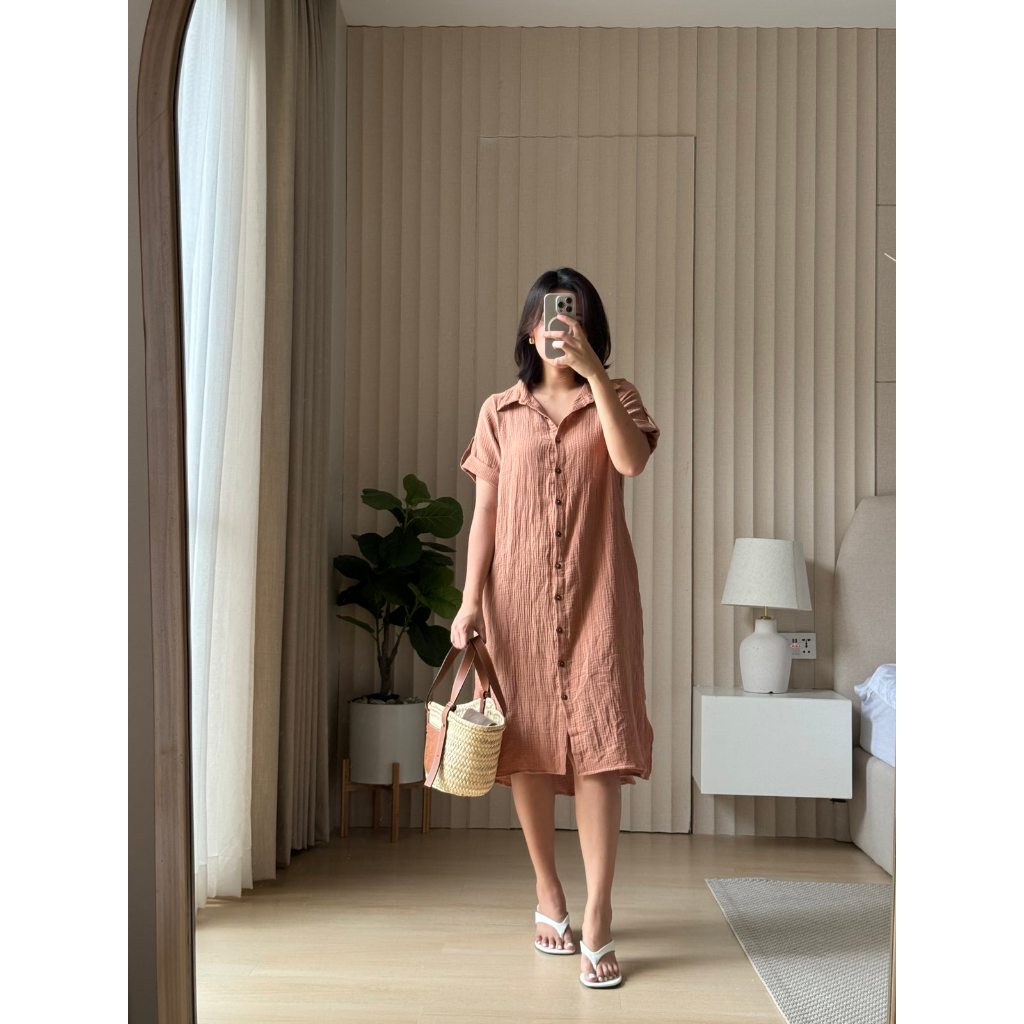 Pambahaymnl Gauze Buttoned Dress