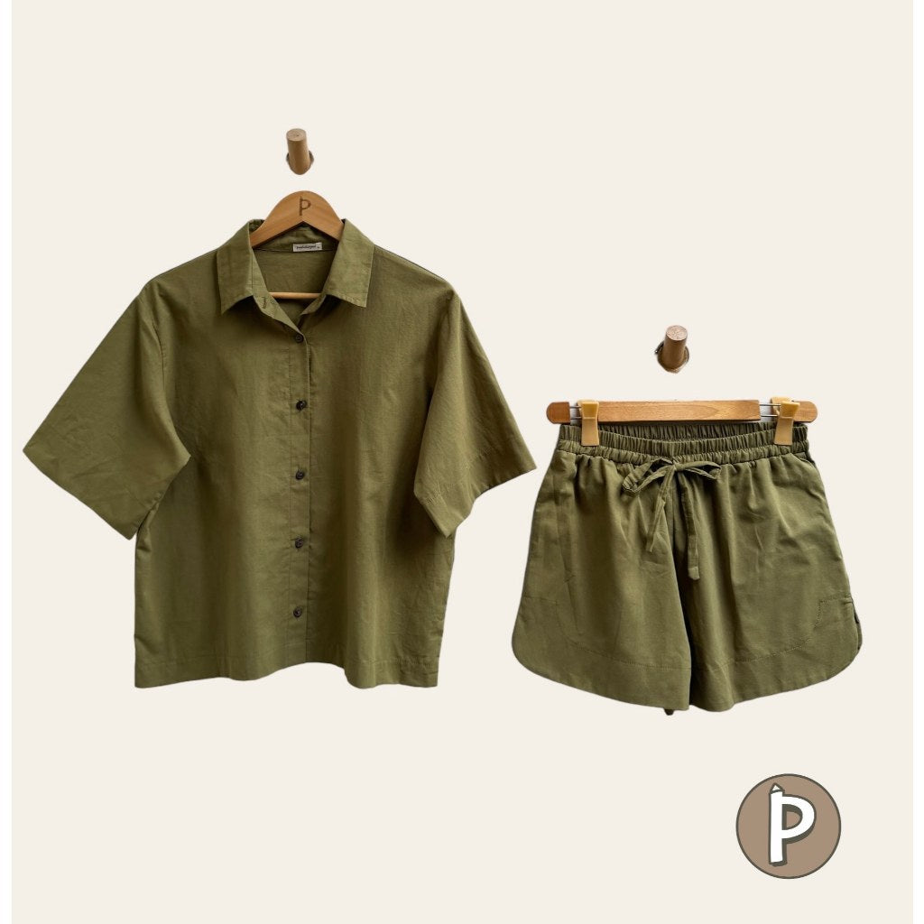 Pambahaymnl Buttoned Linen Shorts Set