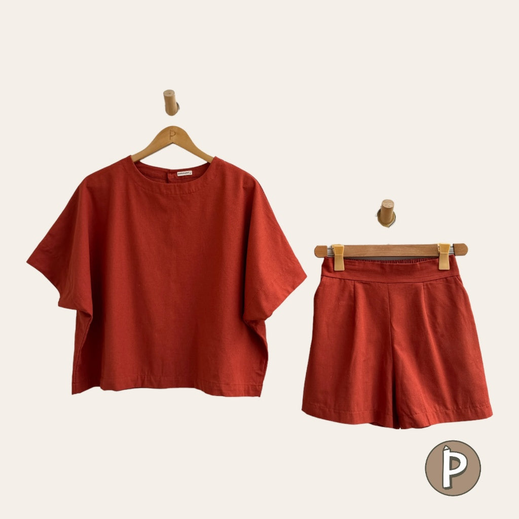 Pambahaymnl Batwing Shorts Set