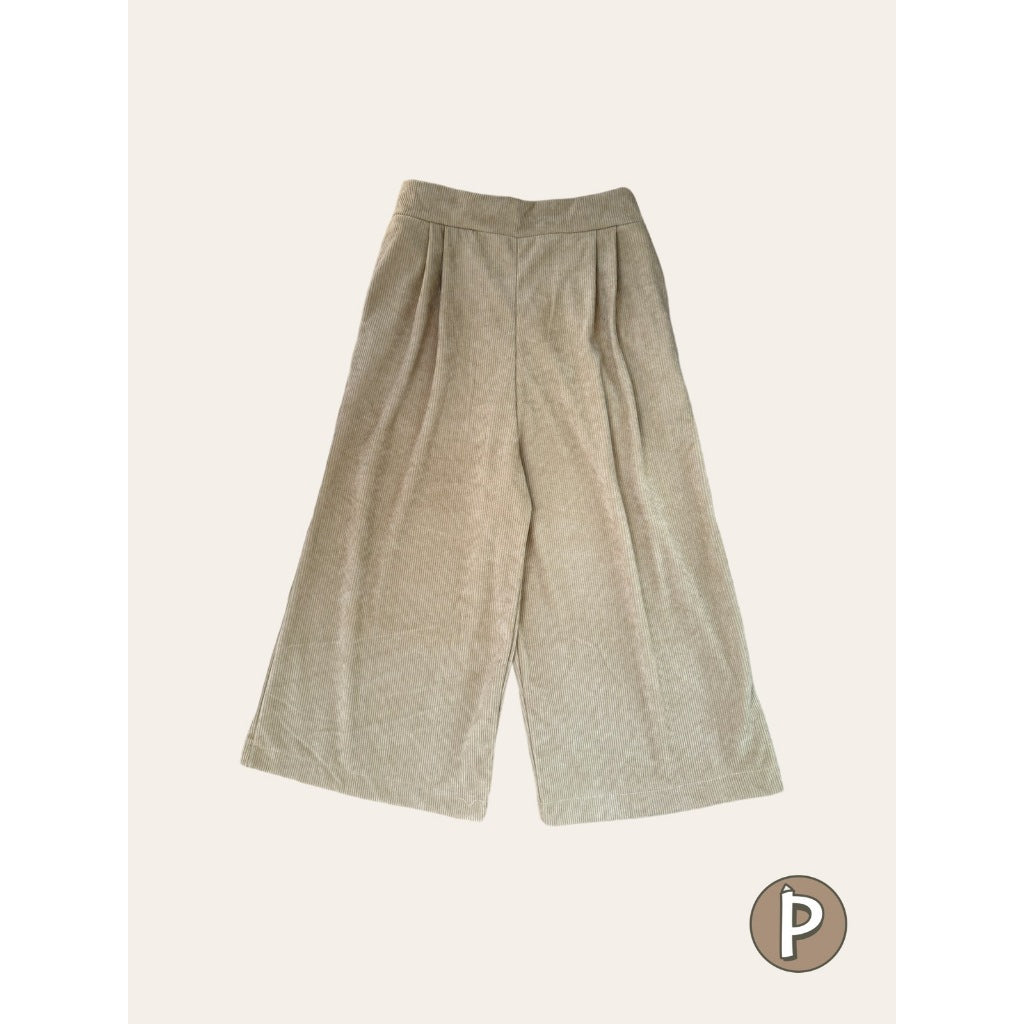 Pambahaymnl Front Darted Corduroy Culottes