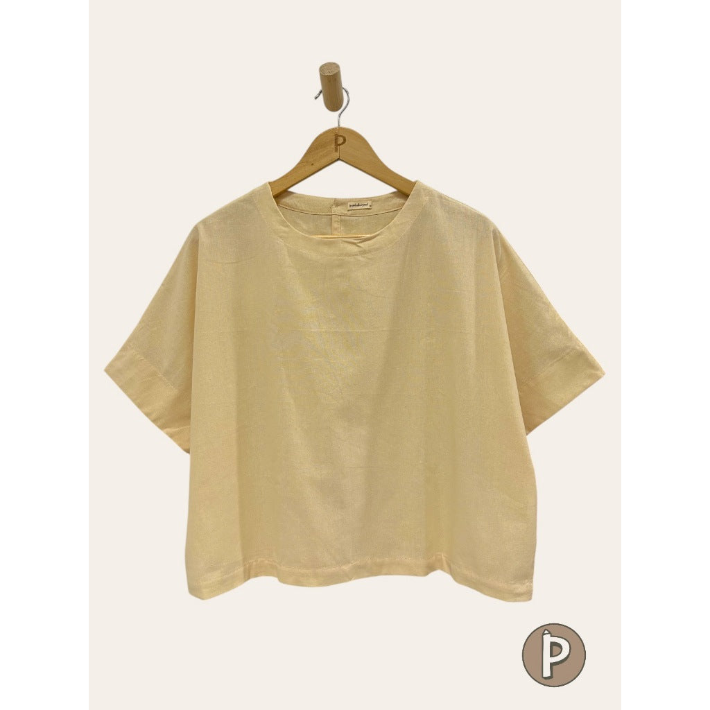 Pambahaymnl Batwing Linen Top