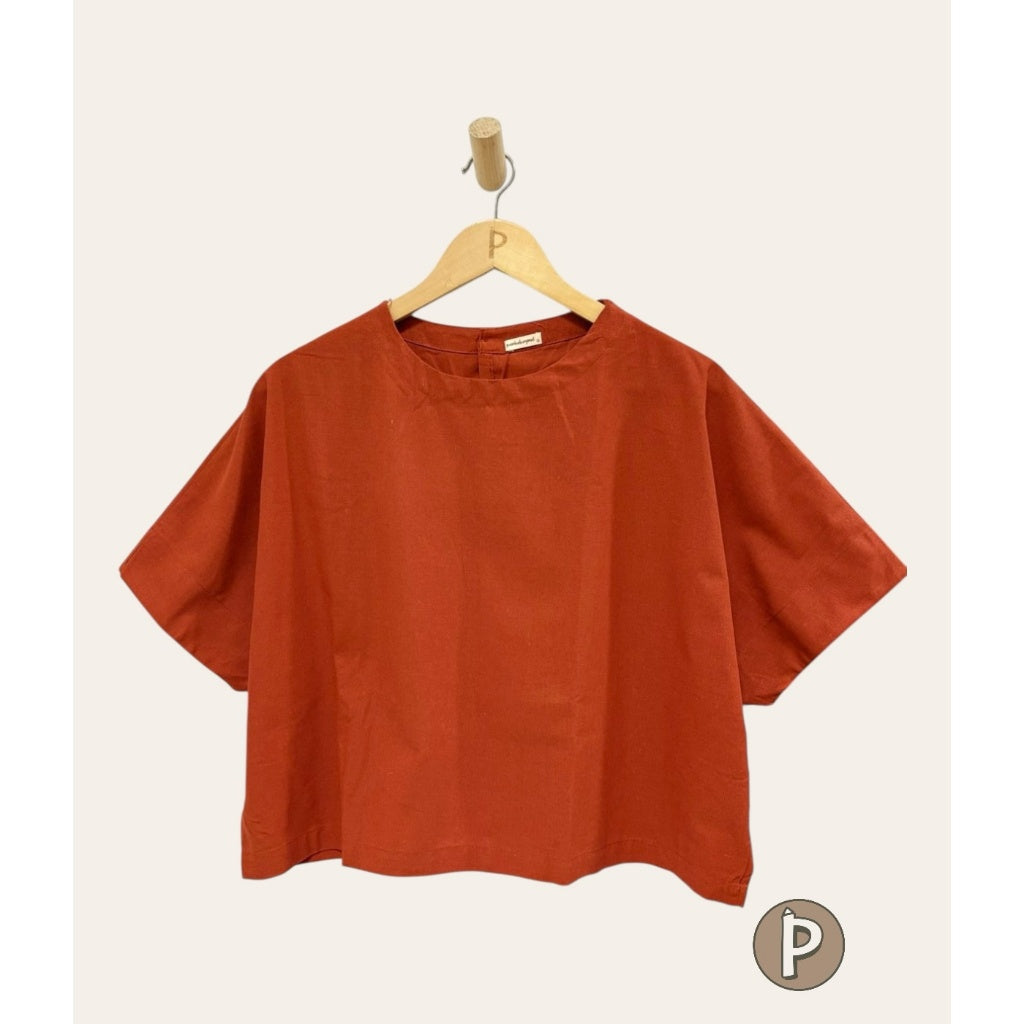 Pambahaymnl Batwing Linen Top