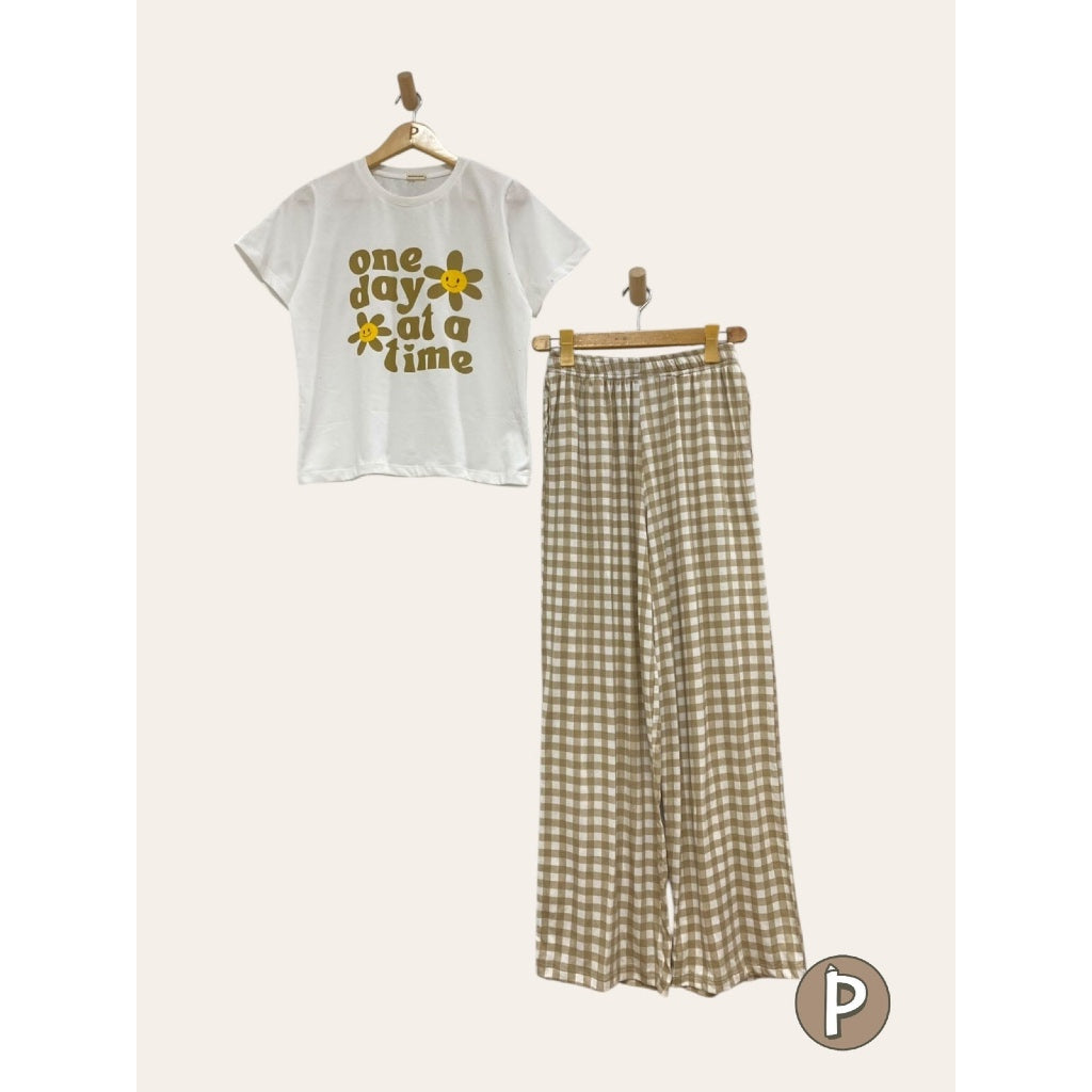 Pambahaymnl Printed Pjs Lounge Set
