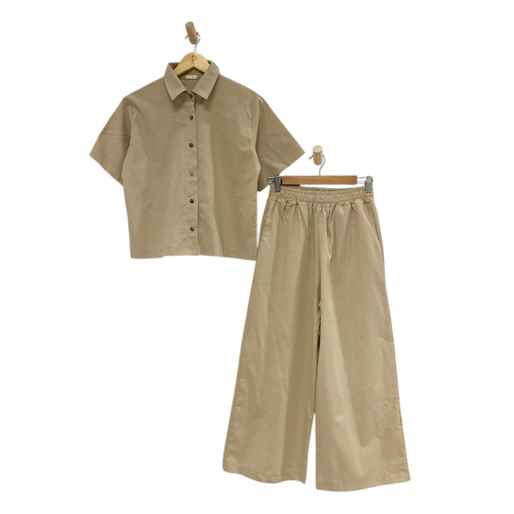 Pambahaymnl Buttoned Linen Pants Set