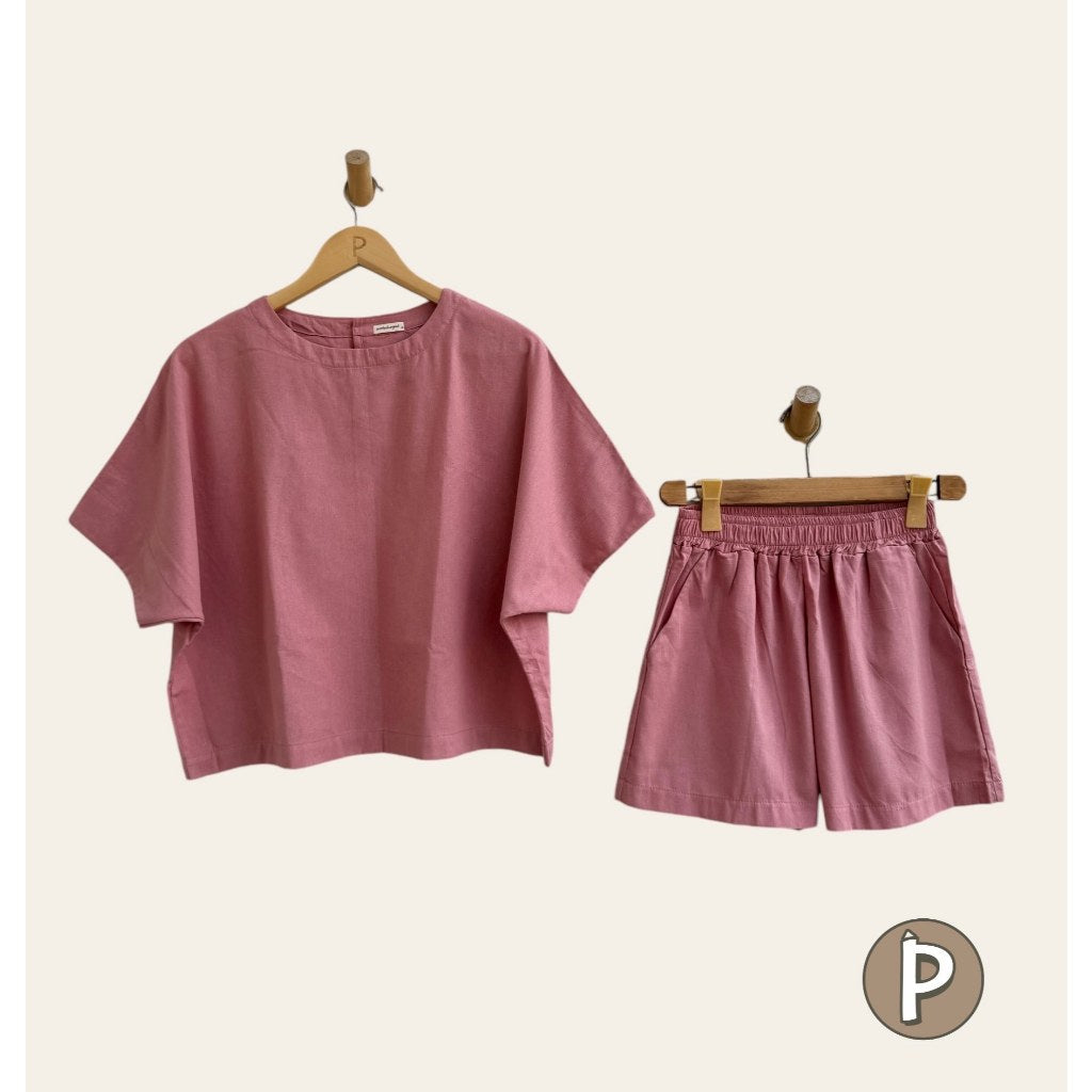 Pambahaymnl Batwing Shorts Set