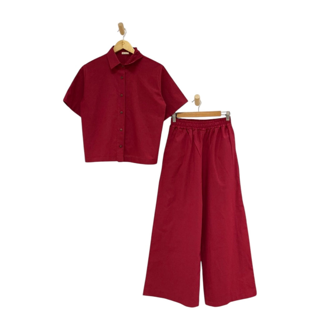 Pambahaymnl Buttoned Linen Pants Set
