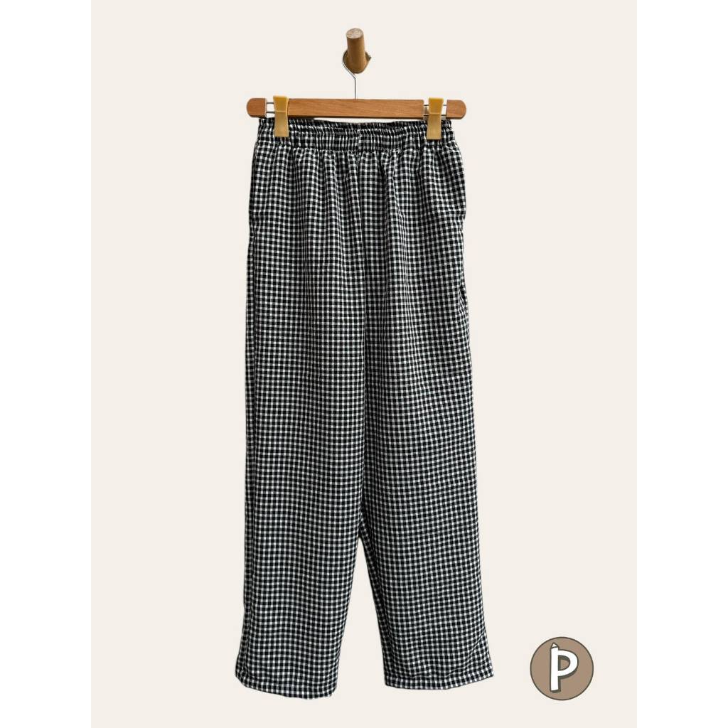 Pambahaymnl Gingham Pants