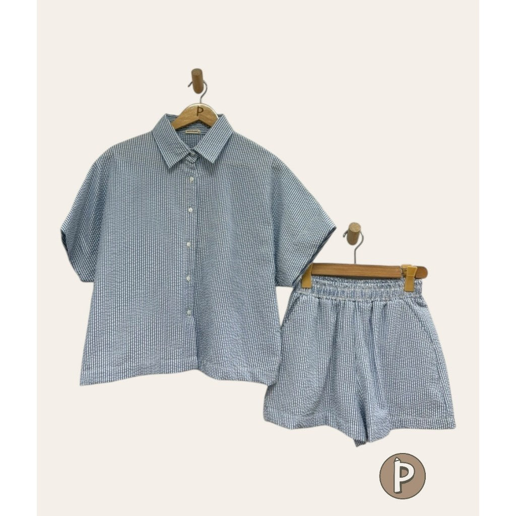 Pambahaymnl Batwing Buttoned Short Set