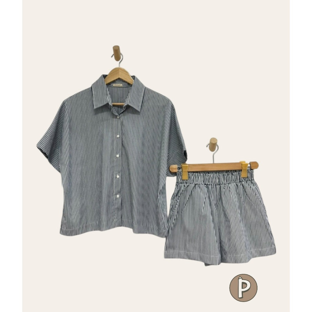 Pambahaymnl Batwing Buttoned Short Set