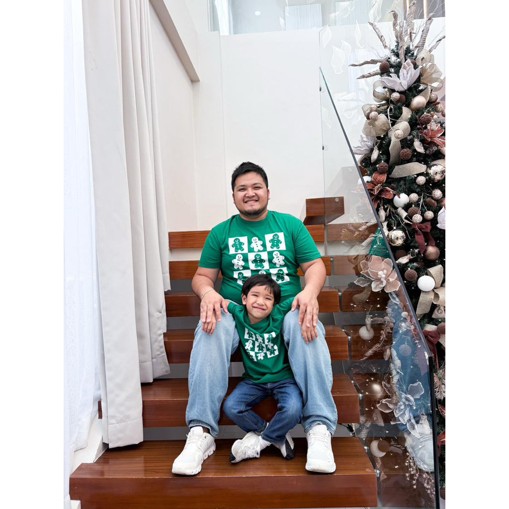 Pambahaymnl Kids Graphic Holiday Tee