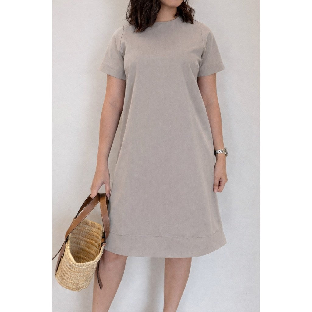 Pambahaymnl Linen Shift Dress