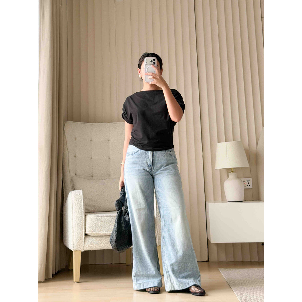 Pambahaymnl Drape Top