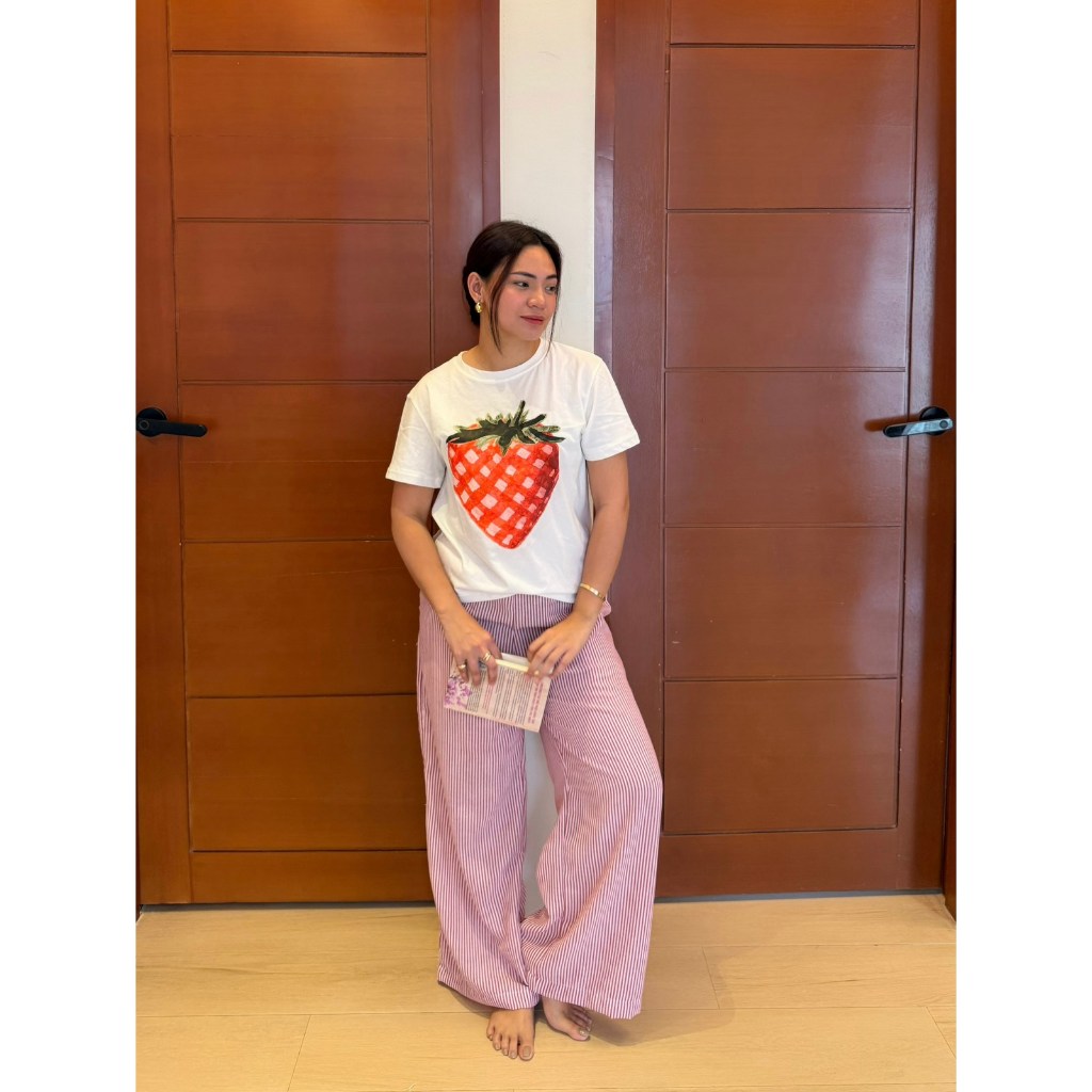 Pambahaymnl Stripes Lounge Set